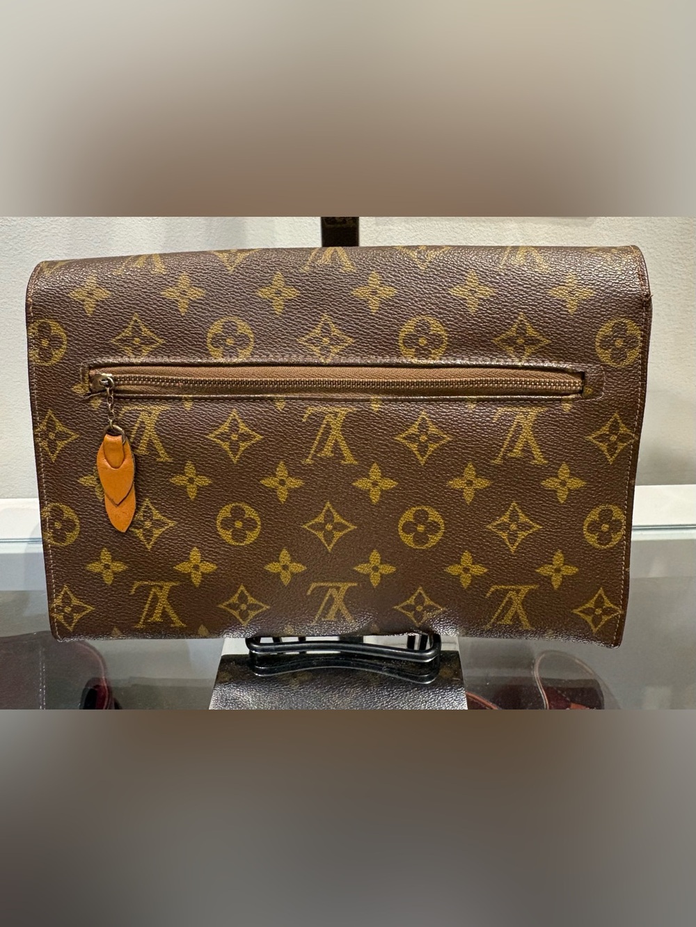 Louis Vuitton Vintage The French Co Clutch - Picture 2 of 10